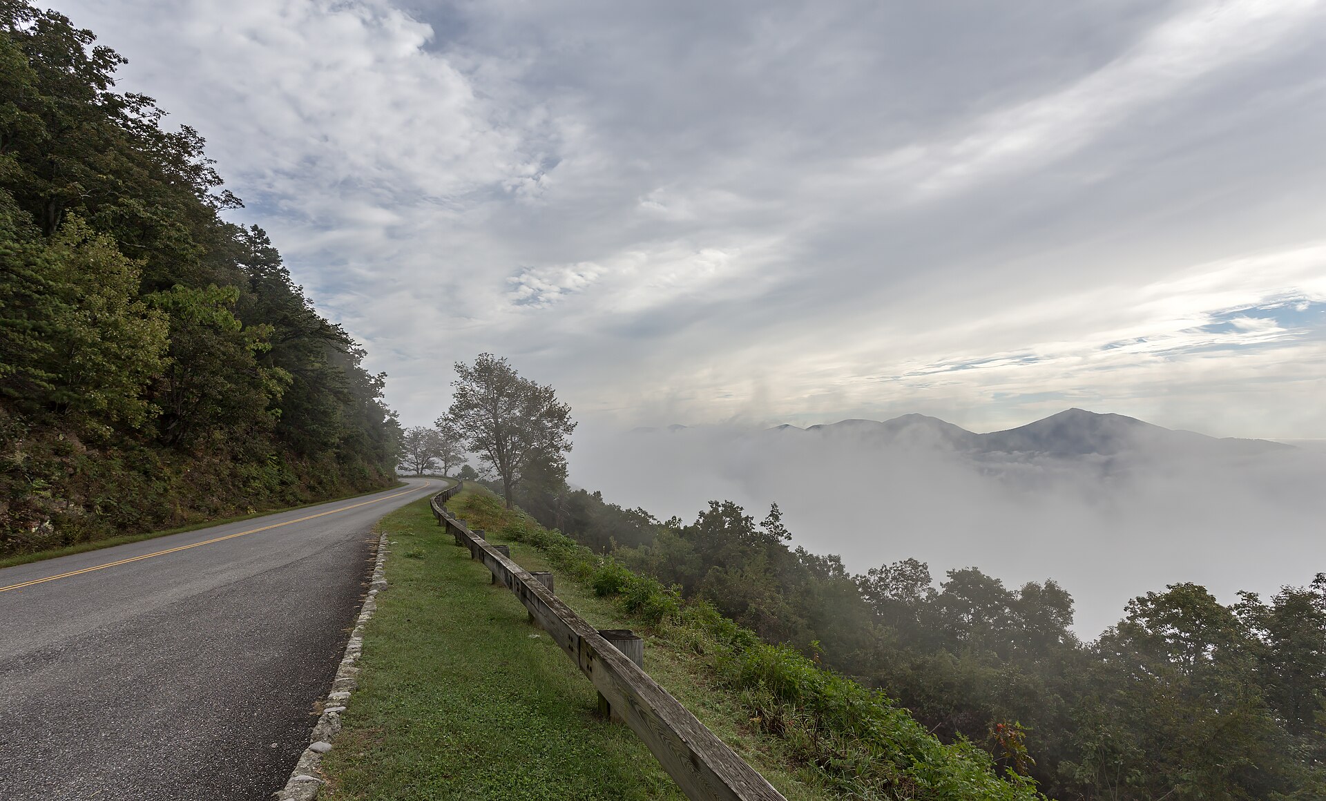 Blue Ridge Parkway (Virginia Ridge & Peaks of Otter)