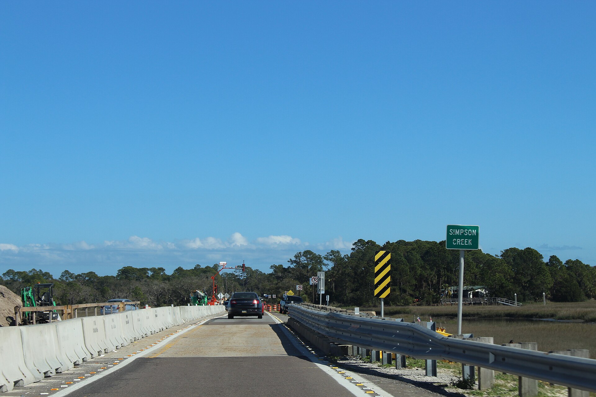 File:A1A SB on Simpson Creek bridge.jpg
