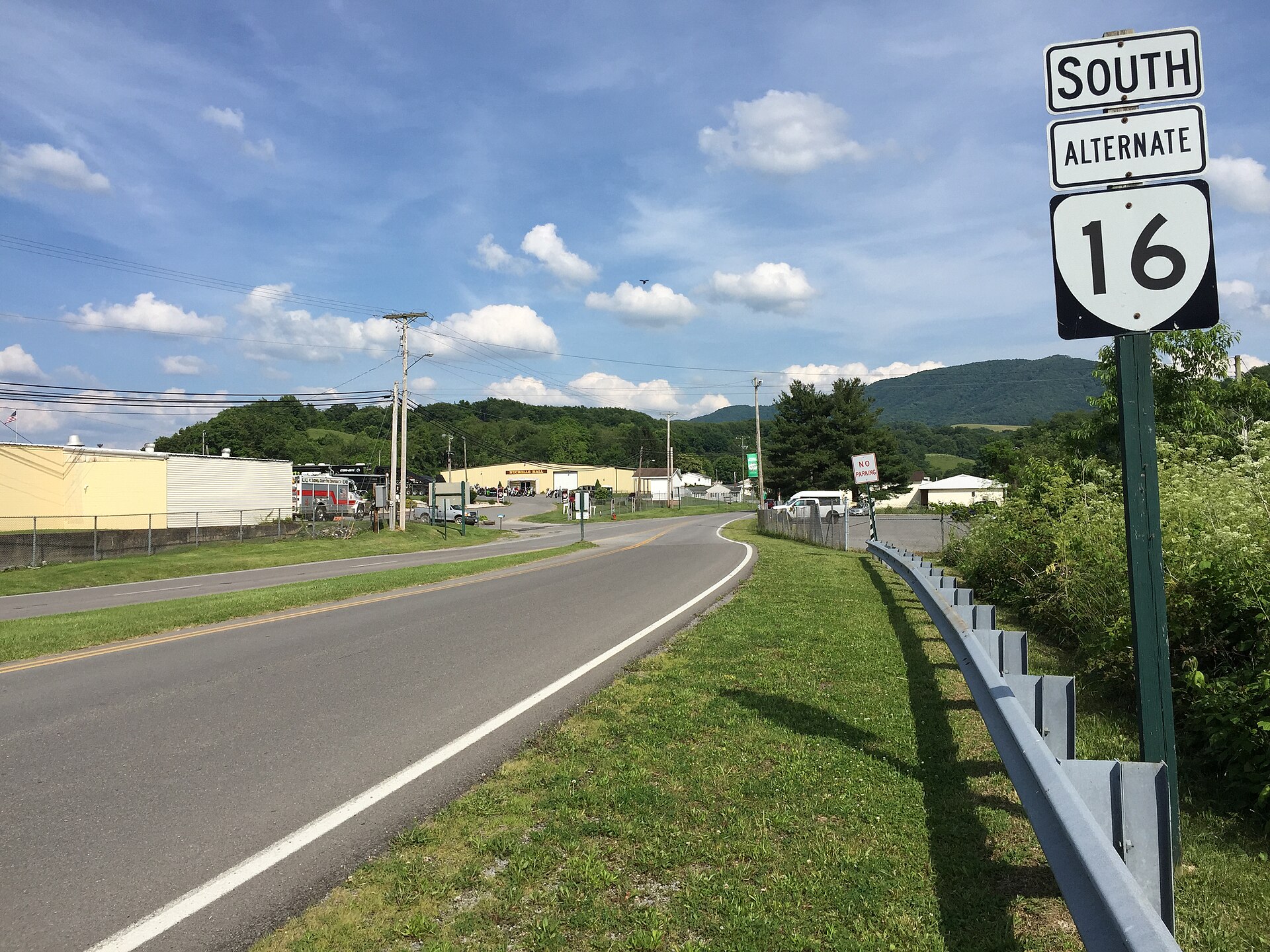 File:2017-06-11 17 12 39 View south along Virginia State Route 16 Alternate (Fairground Road) just south of U.S. Route 19 and U.S. Route 460 (Governor G C Peery Highway) in Tazewell, Tazewell County, Virginia.jpg