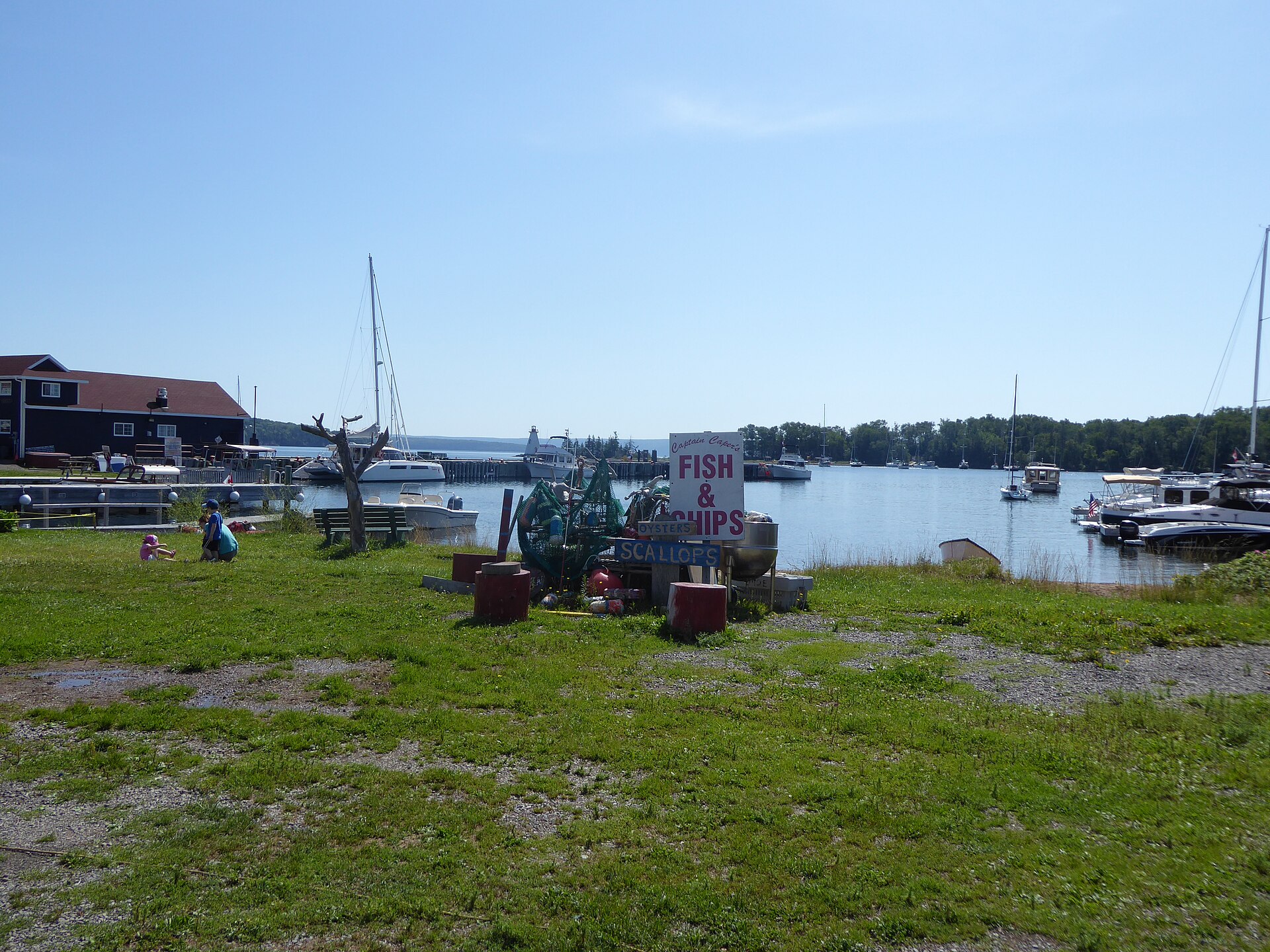 File:Baddeck Waterfront (48651321563).jpg
