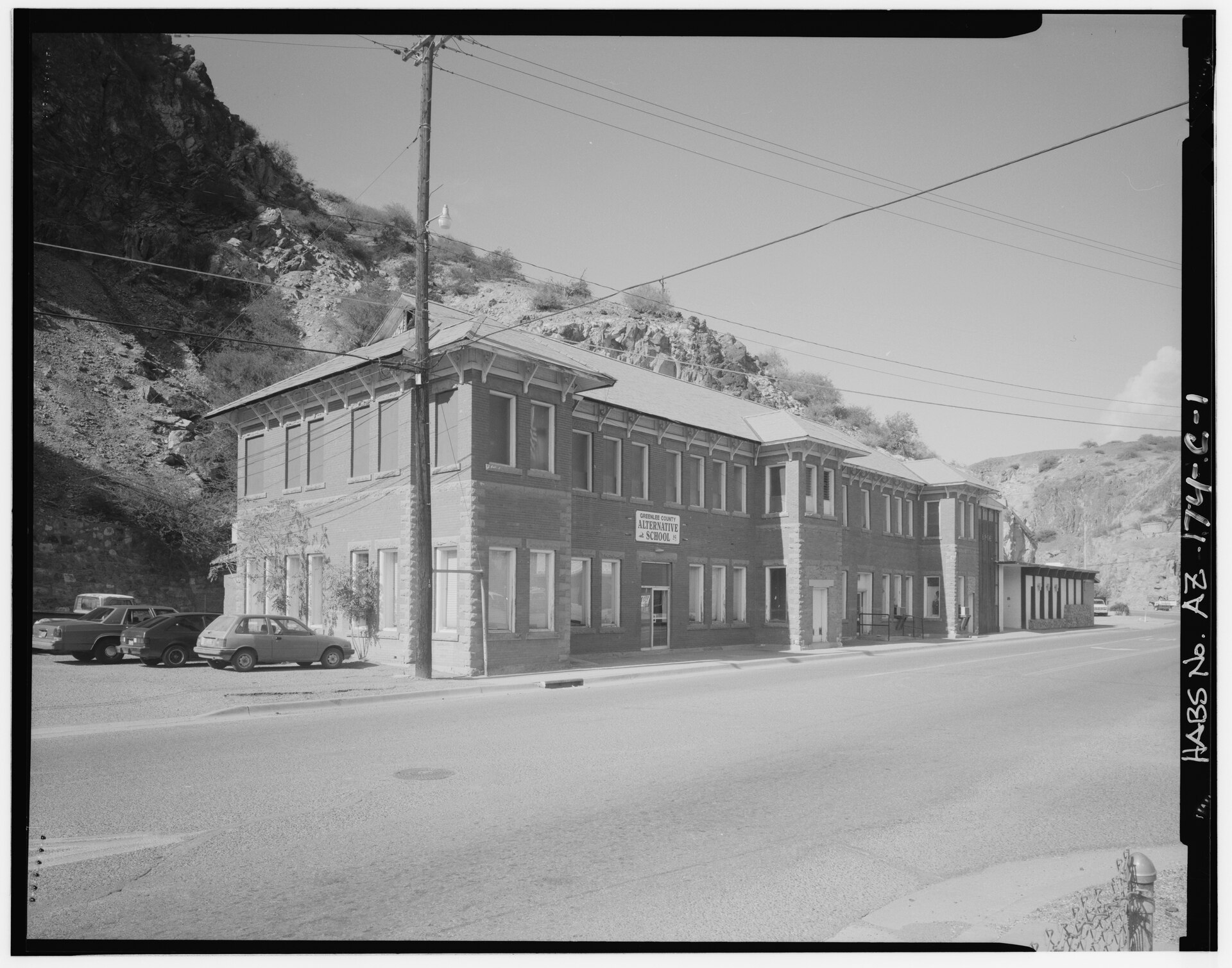 File:Southeast side and northeast front - Arizona Copper Company, Office, Coronado Boulevard, Clifton, Greenlee County, AZ HABS ARIZ,6-CLIFT,9C-1.tif