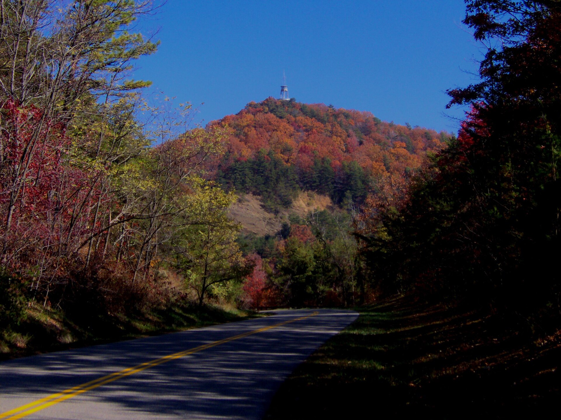File:Foothills-parkway-look-rock.jpg