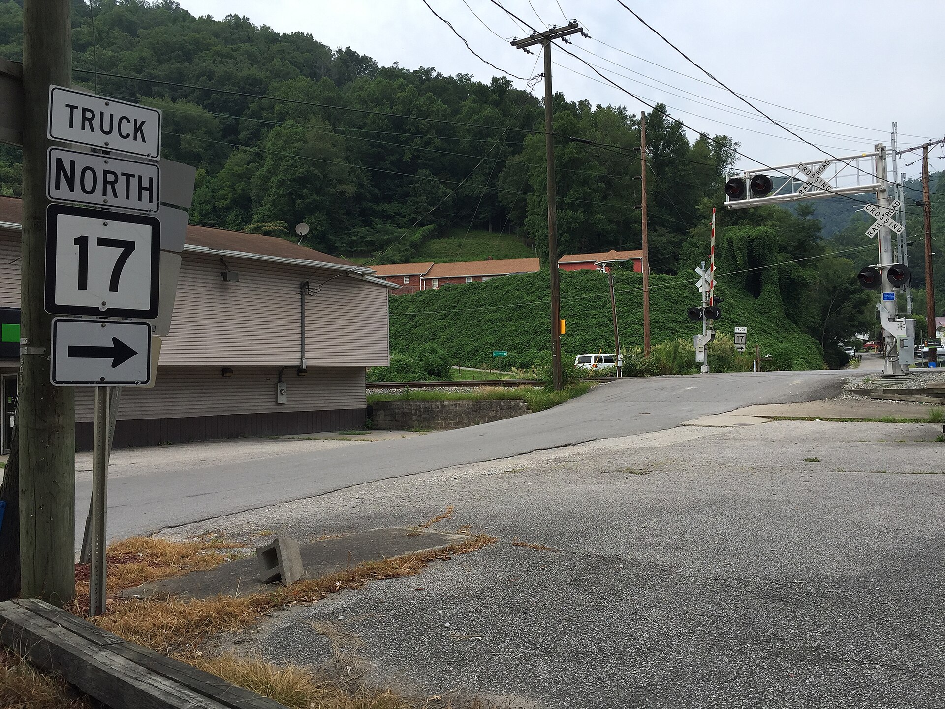 File:2017-07-22 17 05 23 View north along West Virginia State Route 17 Truck (Stollings Road) at West Virginia State Route 10 (Stollings Avenue) in Stollings, Logan County, West Virginia.jpg