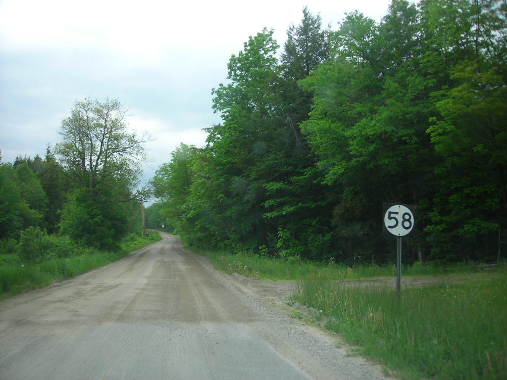 File:VT 58 at dirt in Hazens Notch.jpg