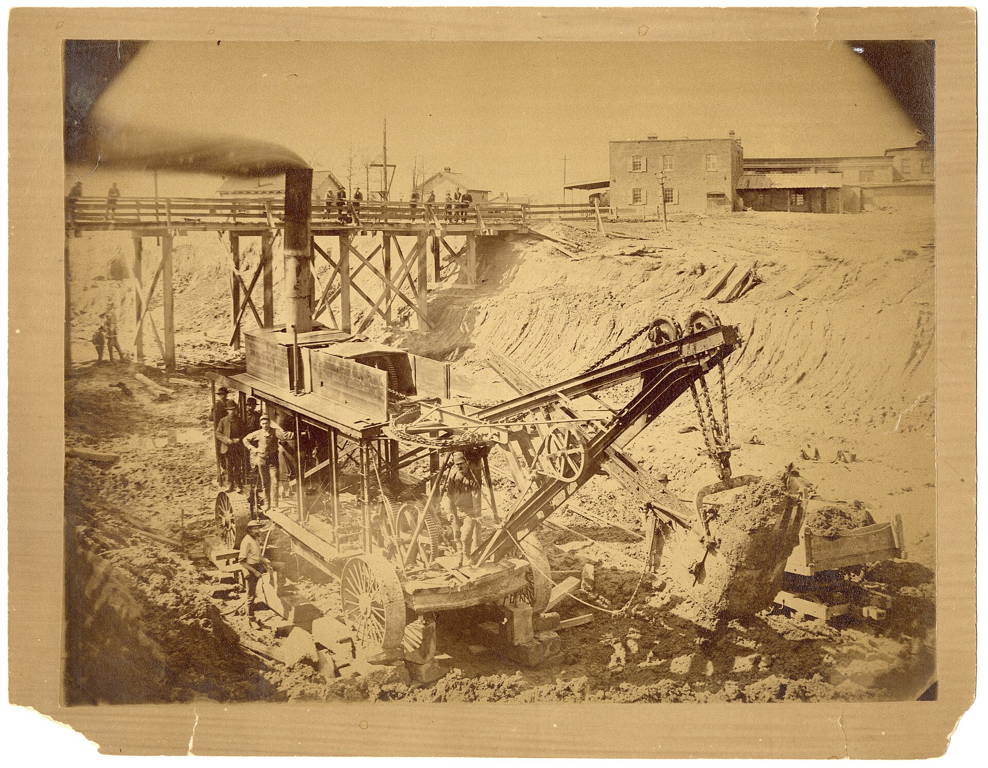 File:Digging for Iron Mountain RR right of way at Morganford Road and Parker Road - DPLA - 35c2cee30a9f73b51a6360edccaac7b5.jpg