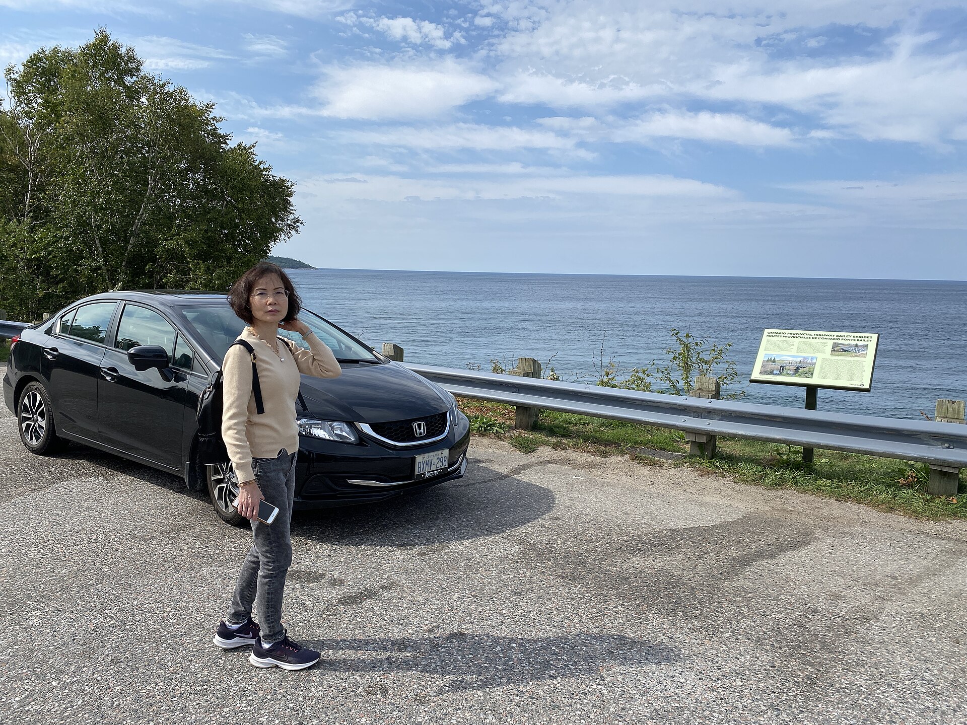 File:Alona Bay Roadstop (53207370065).jpg