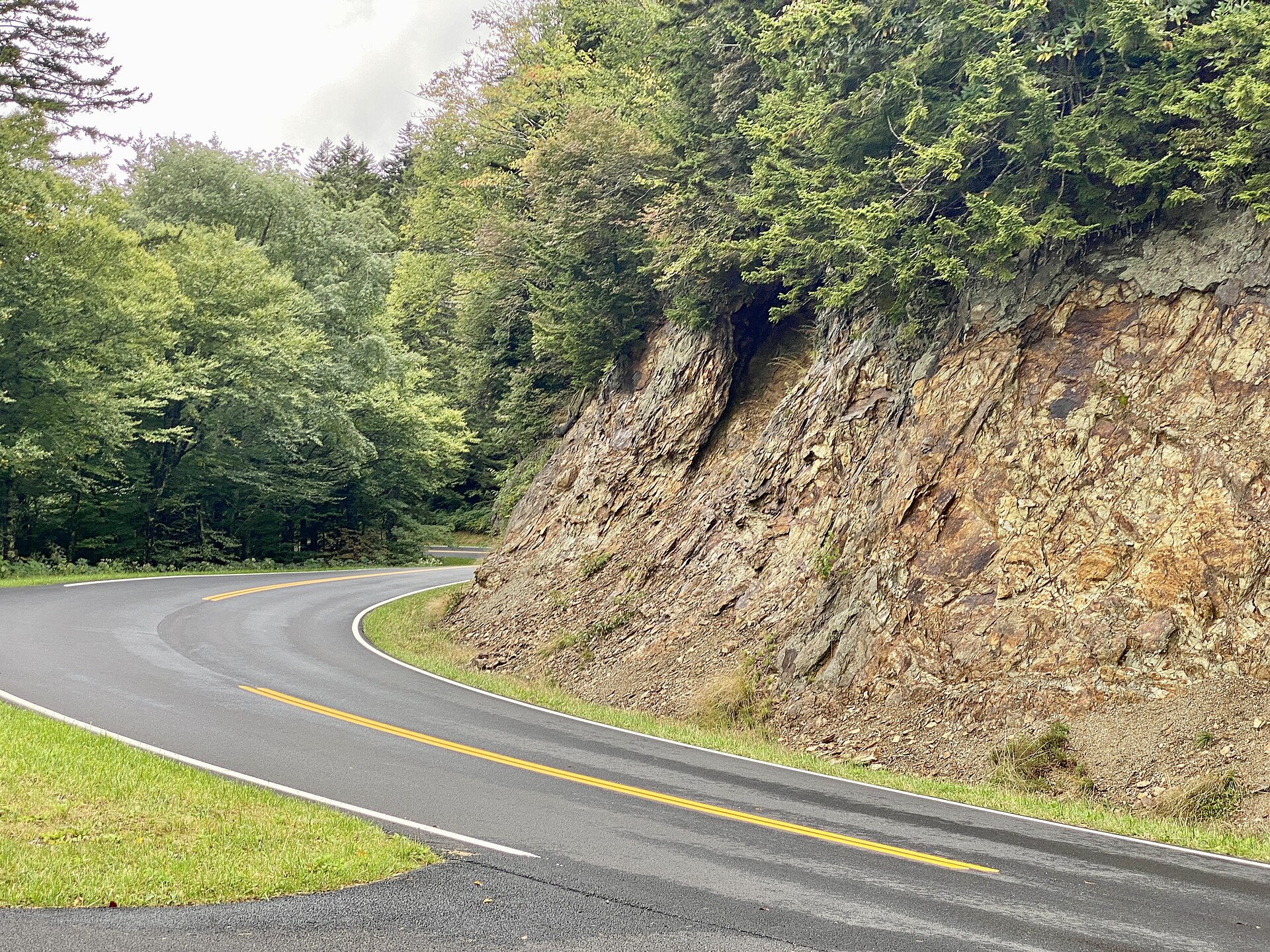 File:Clingmans Dome Road, Great Smoky Mountains National Park, Swain County, NC.jpg