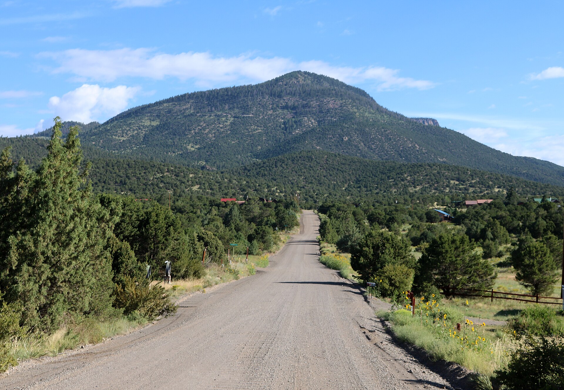 File:Alpine, Colorado.JPG