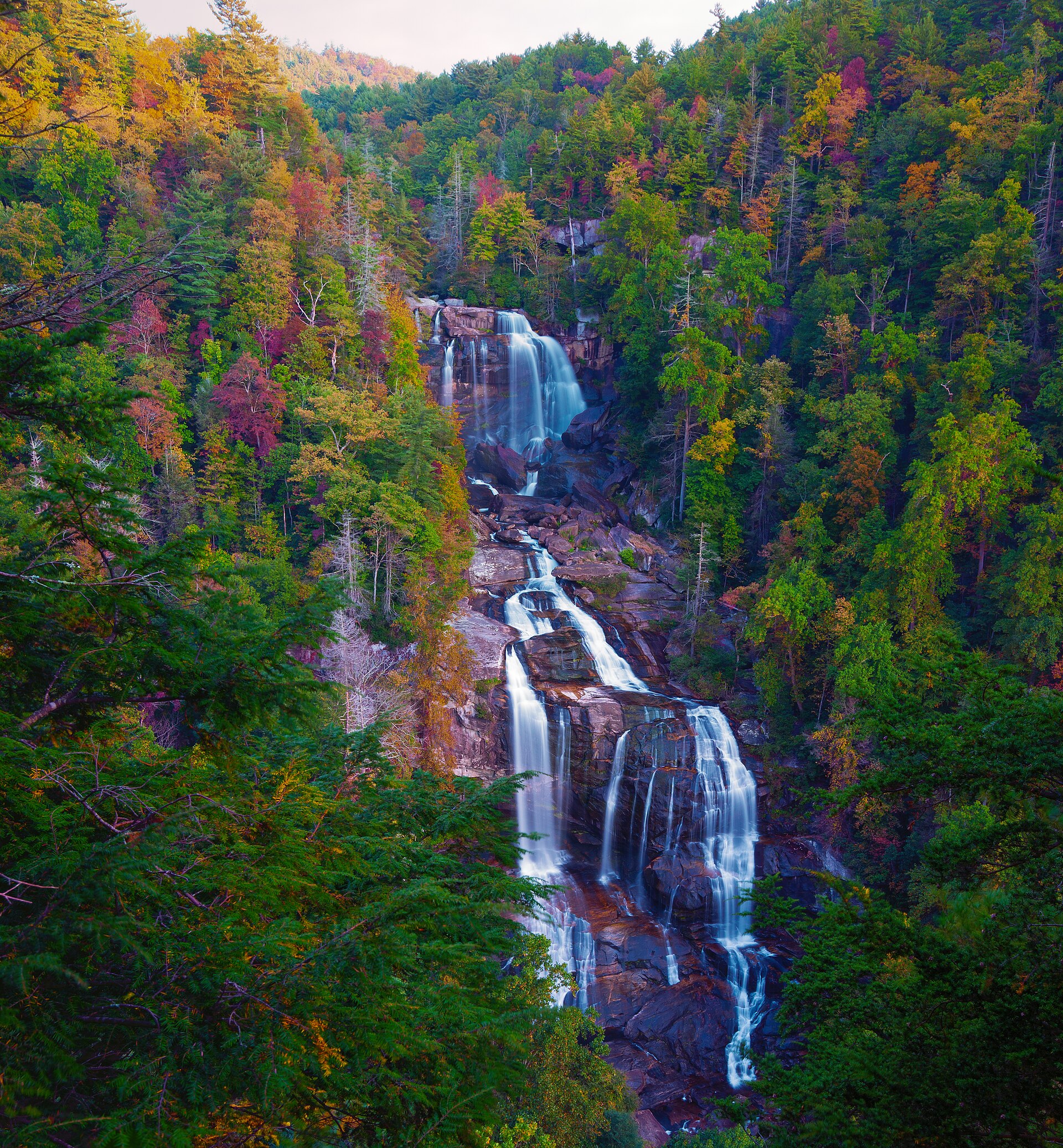 File:Distance view of Whitewater Falls - panoramio.jpg