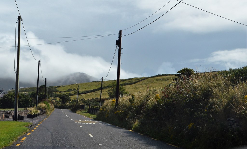 File:R560 - geograph.org.uk - 5950378.jpg